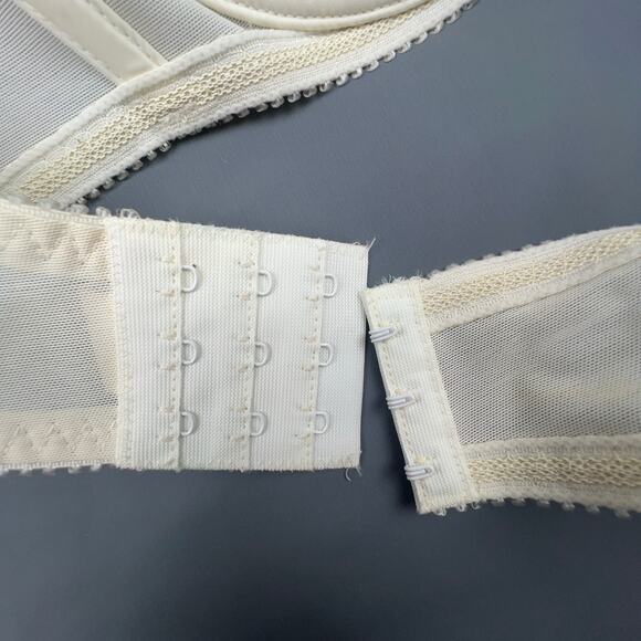 Vintage Vassarette 34C Longline Strapless Bra White Lace Made in USA Style 1156 - Picture 6 of 6